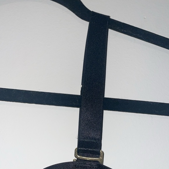 Torrid Curve Bra with Gold Clasps Size 3 - Picture 3 of 12